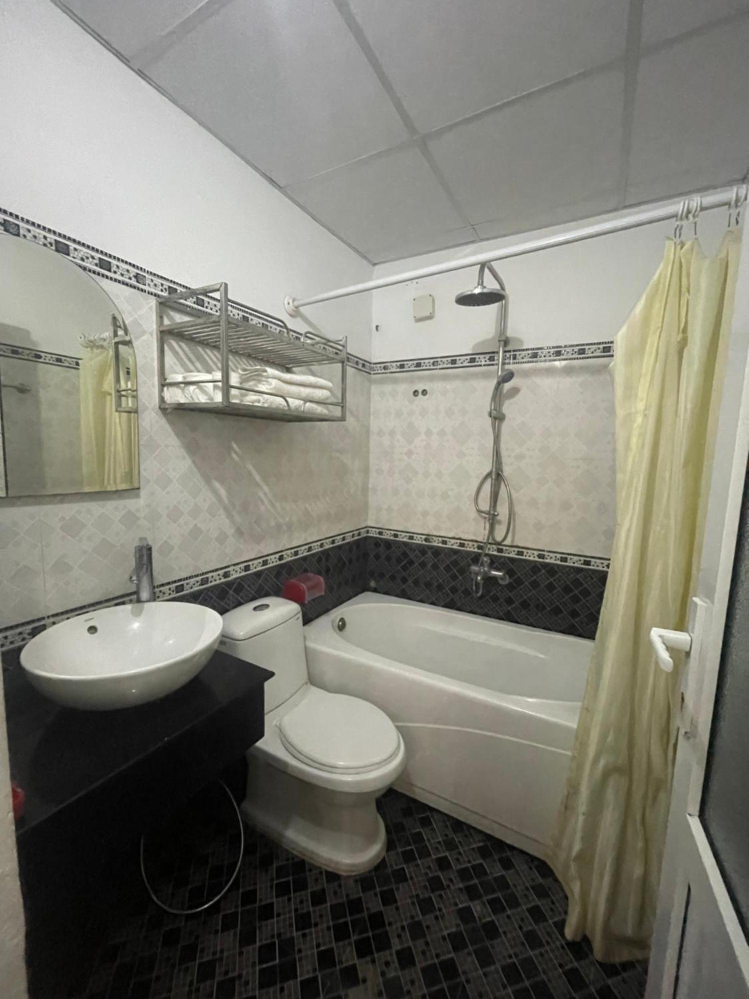 Oyo 553 Truong Giang Hotel Đà Nẵng Extérieur photo